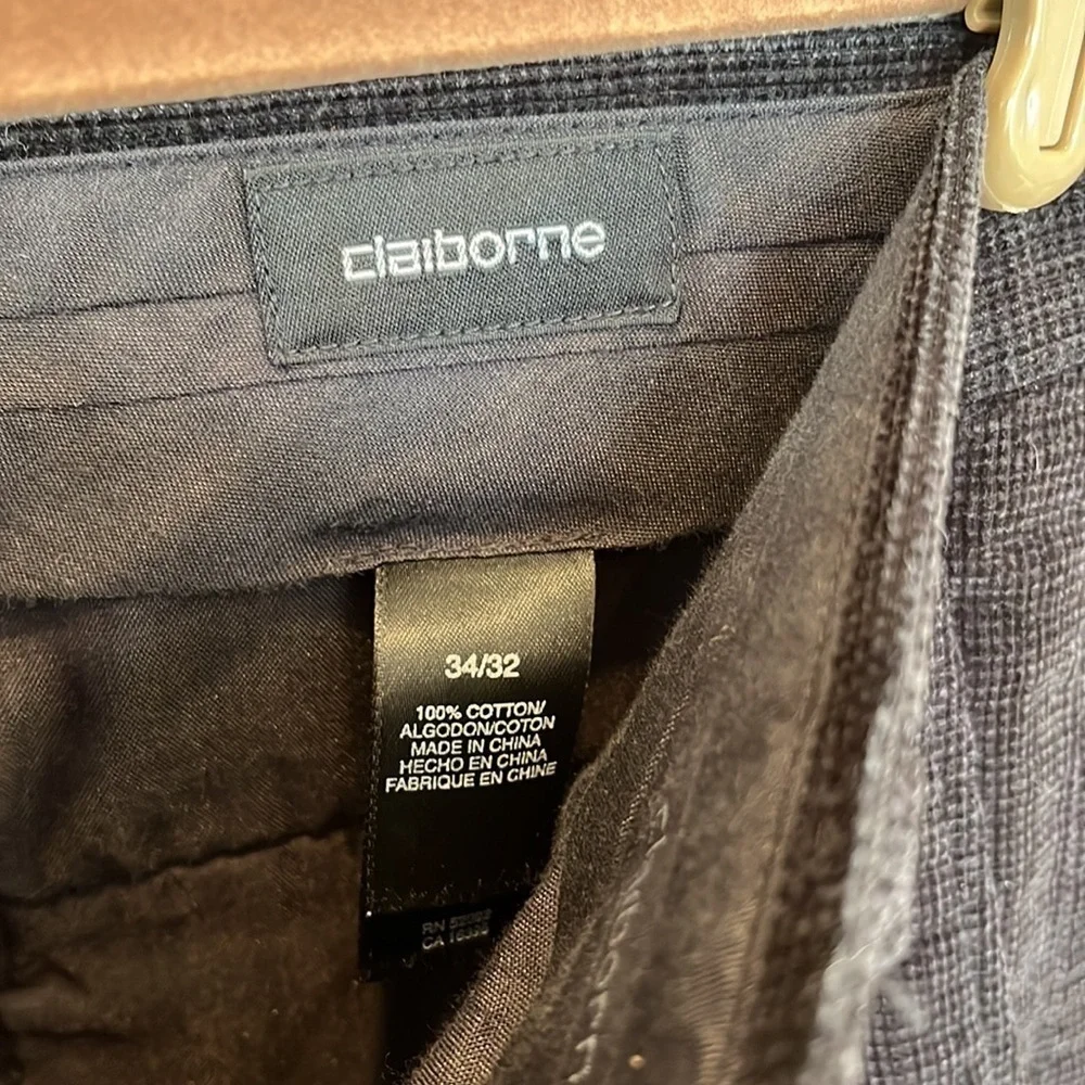 🚣‍♀️🐠Claiborne corduroy pants black cuffed 100% cotton 34 x 32